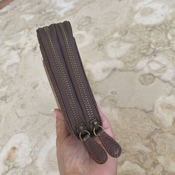 SKAP Leather Zippered Travel Wallet Large Unisex - Picture 7 of 14